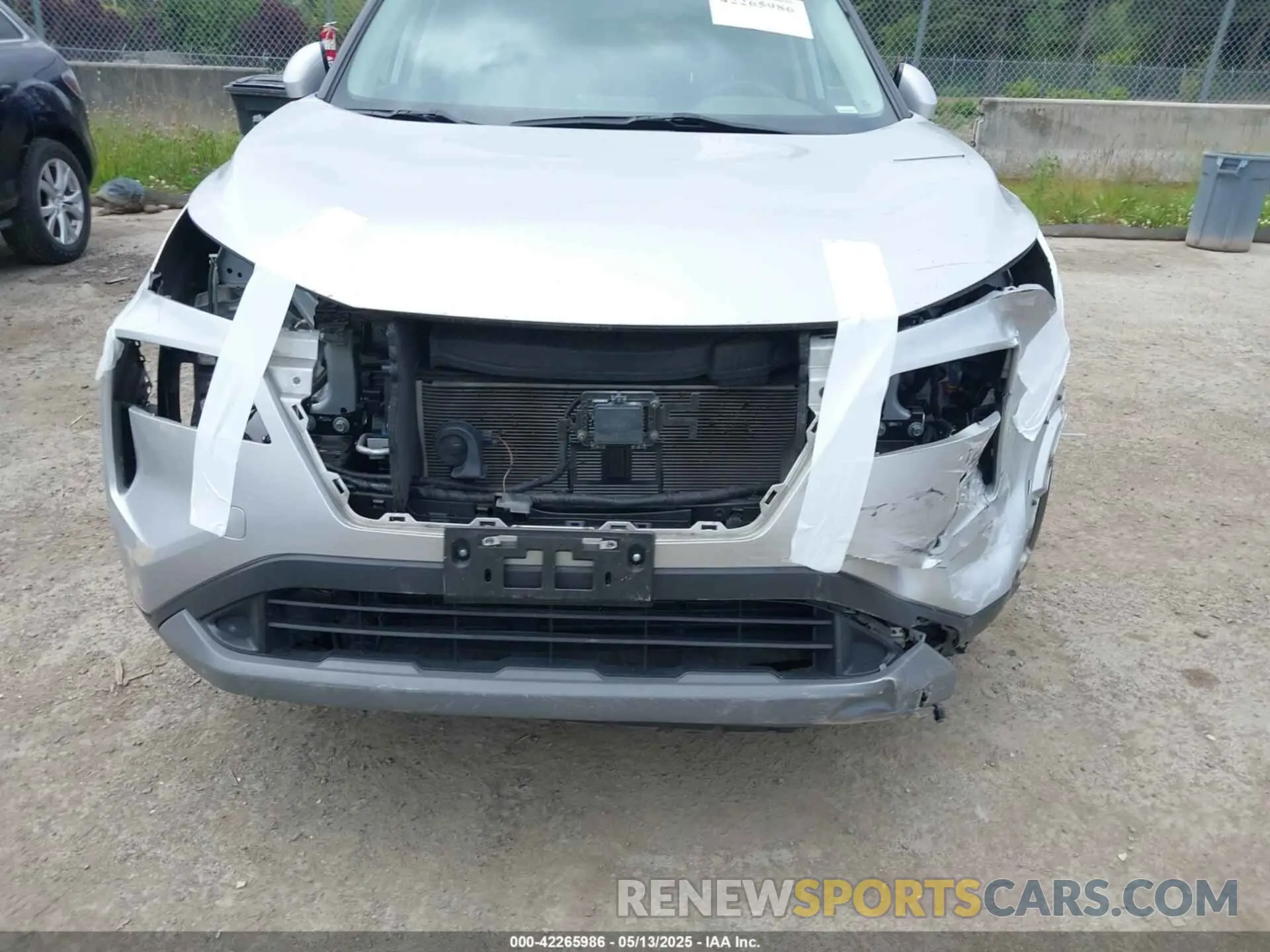 22 Photograph of a damaged car 5N1BT3BB1PC792941 NISSAN ROGUE 2023