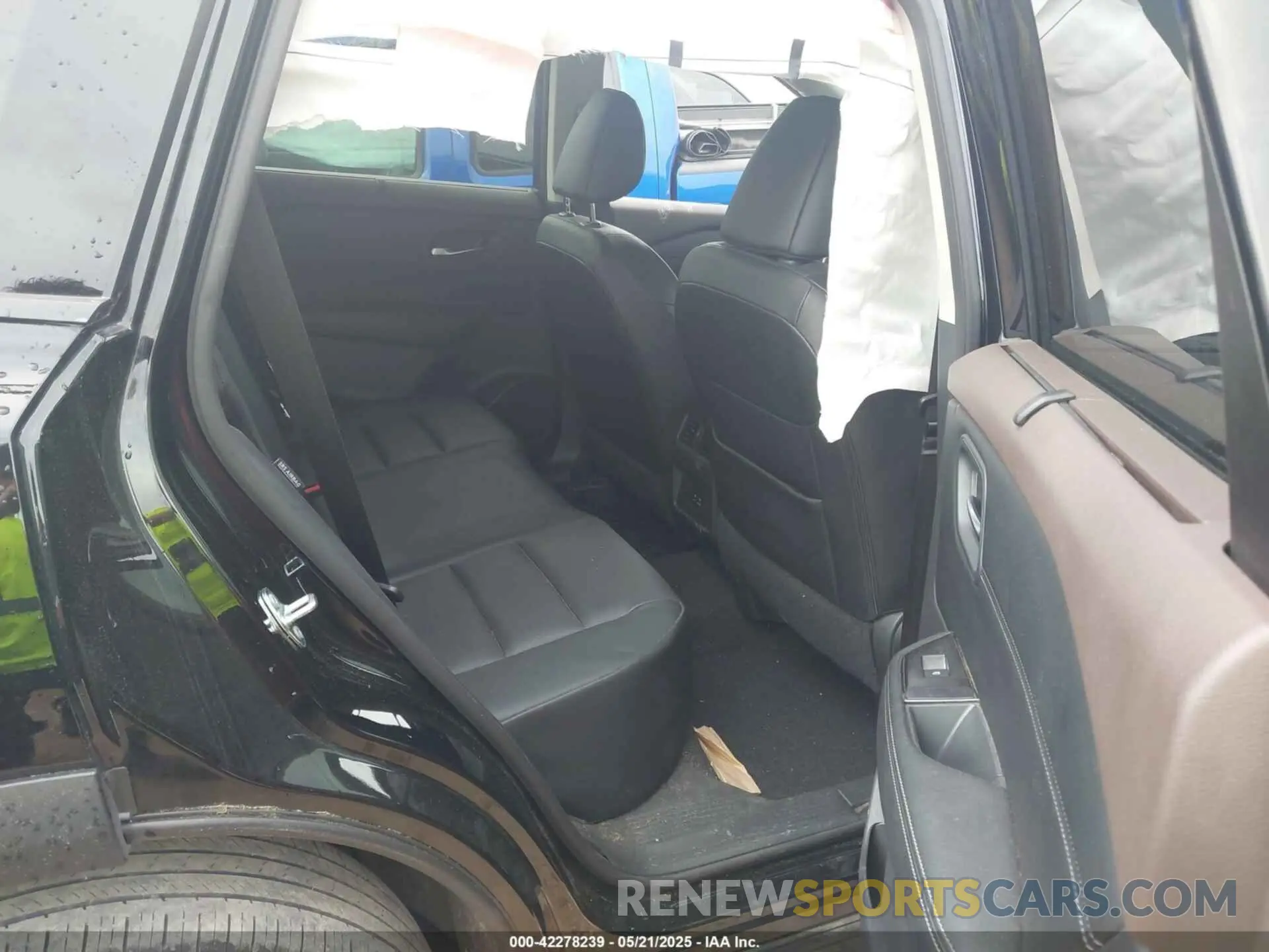8 Photograph of a damaged car 5N1BT3BB1PC837215 NISSAN ROGUE 2023