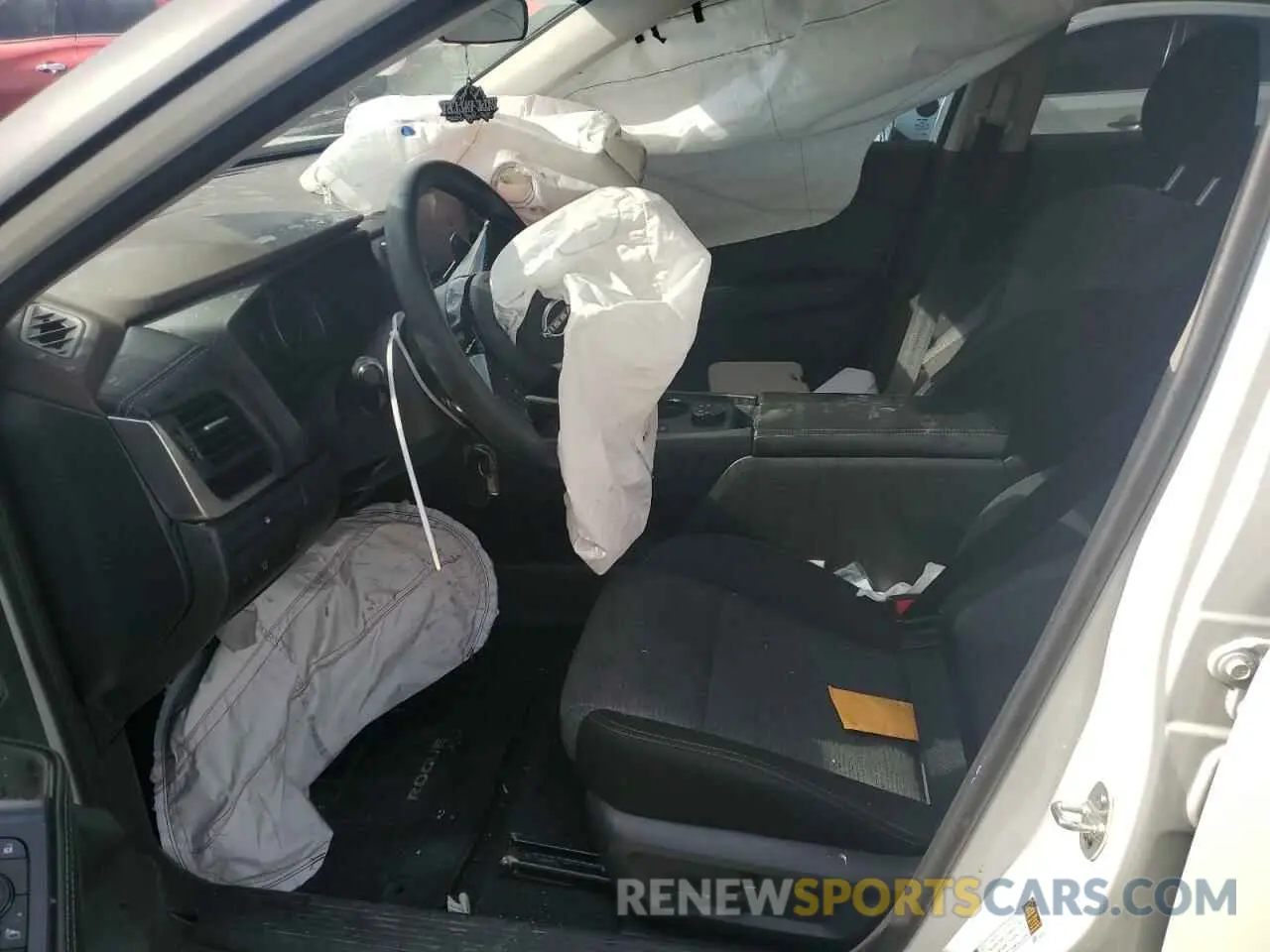 7 Photograph of a damaged car 5N1BT3BB1PC900202 NISSAN ROGUE 2023