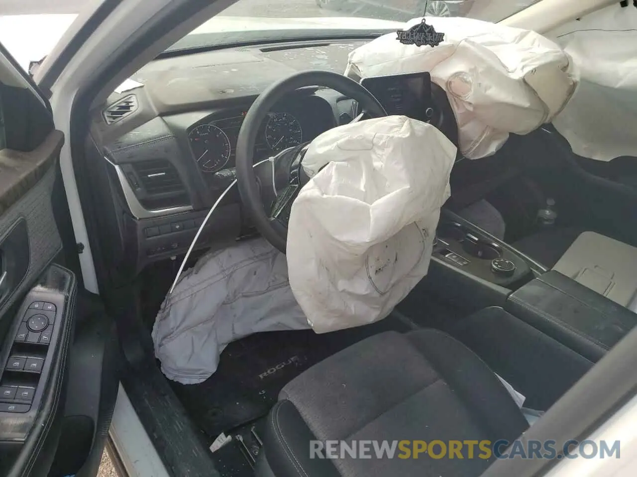 8 Photograph of a damaged car 5N1BT3BB1PC900202 NISSAN ROGUE 2023