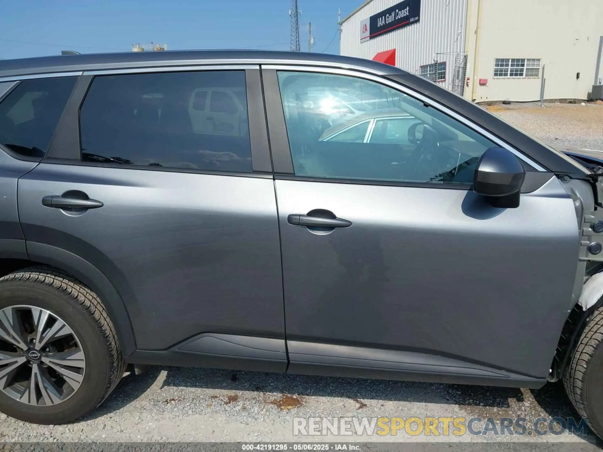 13 Photograph of a damaged car 5N1BT3BB1PC924676 NISSAN ROGUE 2023
