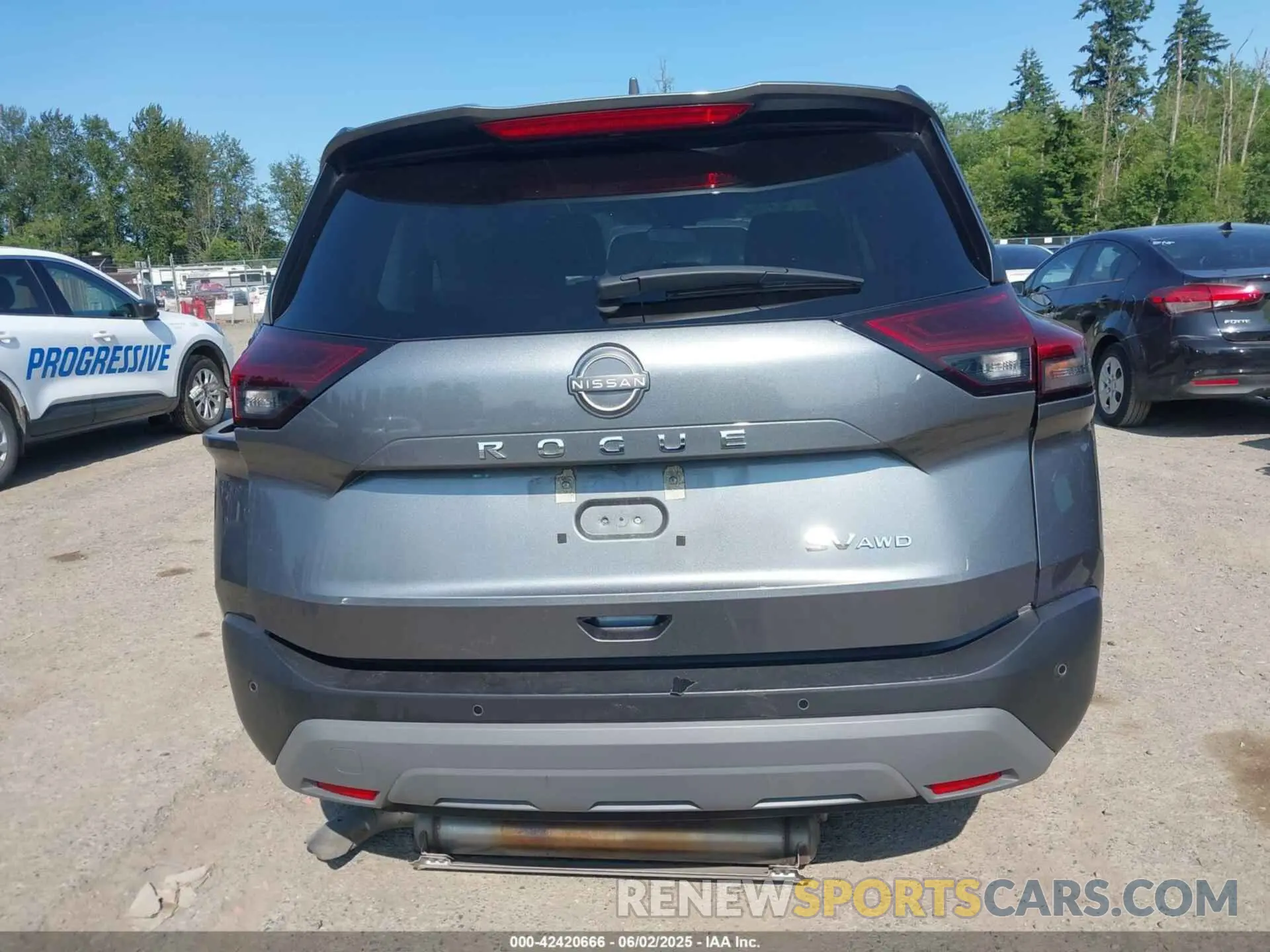 16 Photograph of a damaged car 5N1BT3BB1PC927089 NISSAN ROGUE 2023