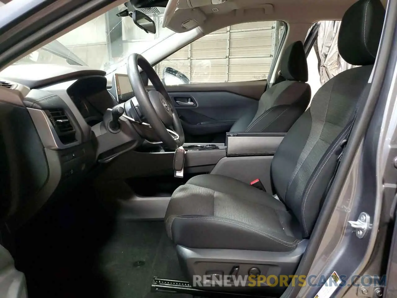 7 Photograph of a damaged car 5N1BT3BB1PC941235 NISSAN ROGUE 2023