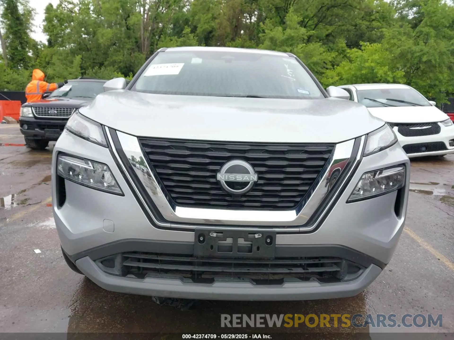 6 Photograph of a damaged car 5N1BT3BB2PC898413 NISSAN ROGUE 2023