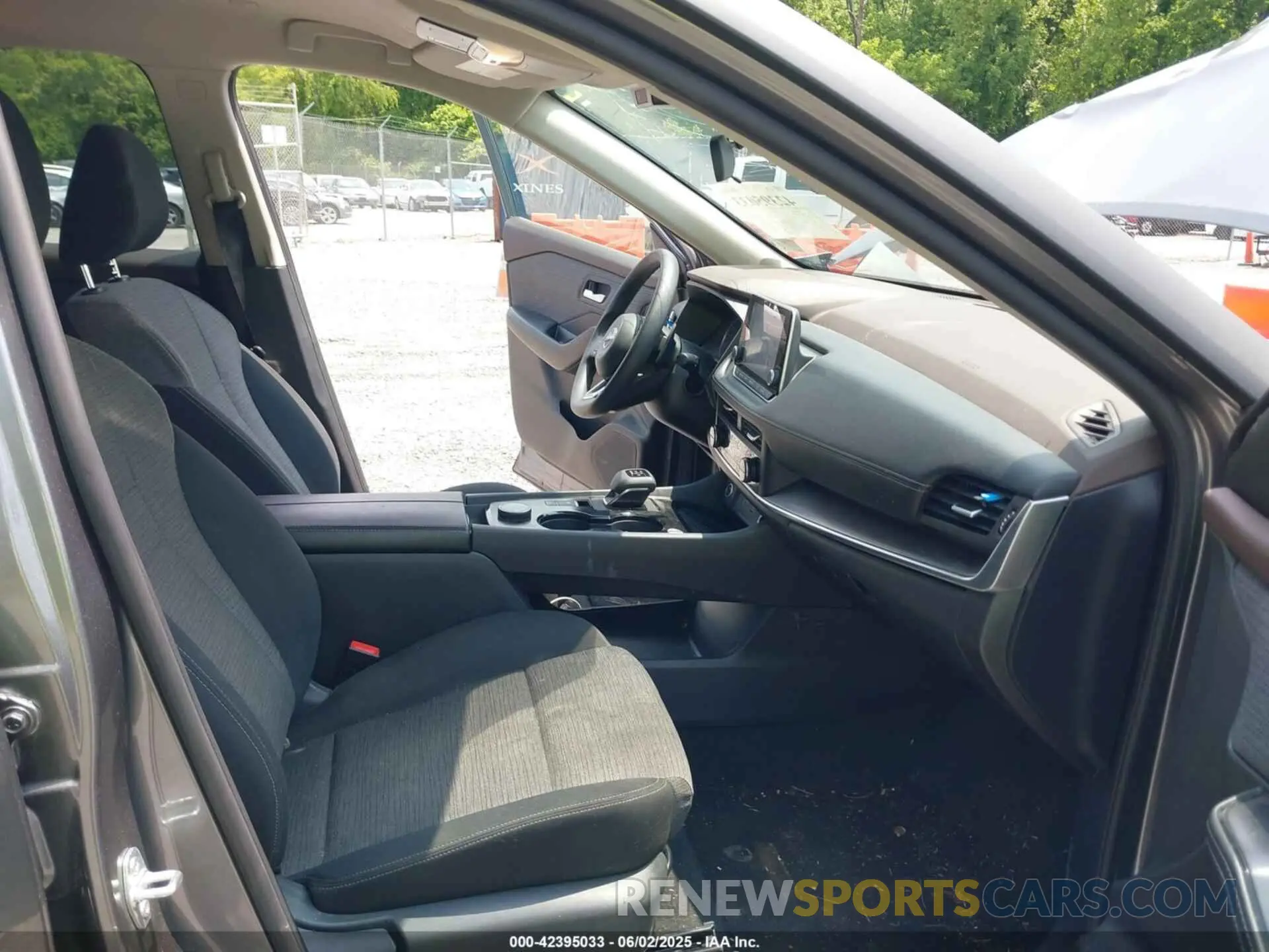 5 Photograph of a damaged car 5N1BT3BB2PC947870 NISSAN ROGUE 2023