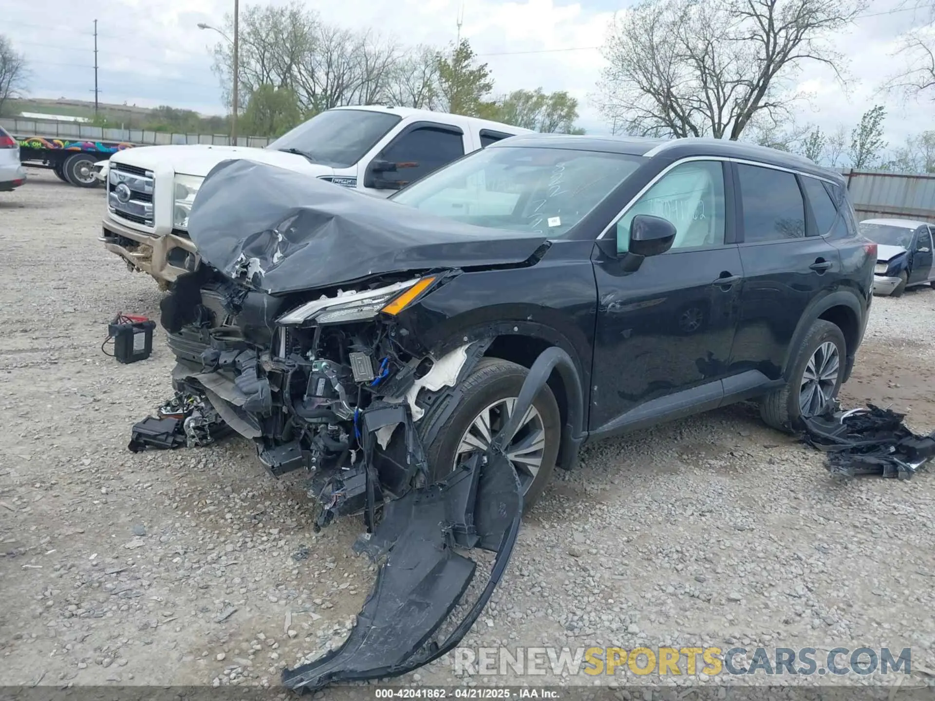 2 Photograph of a damaged car 5N1BT3BB3PC822733 NISSAN ROGUE 2023