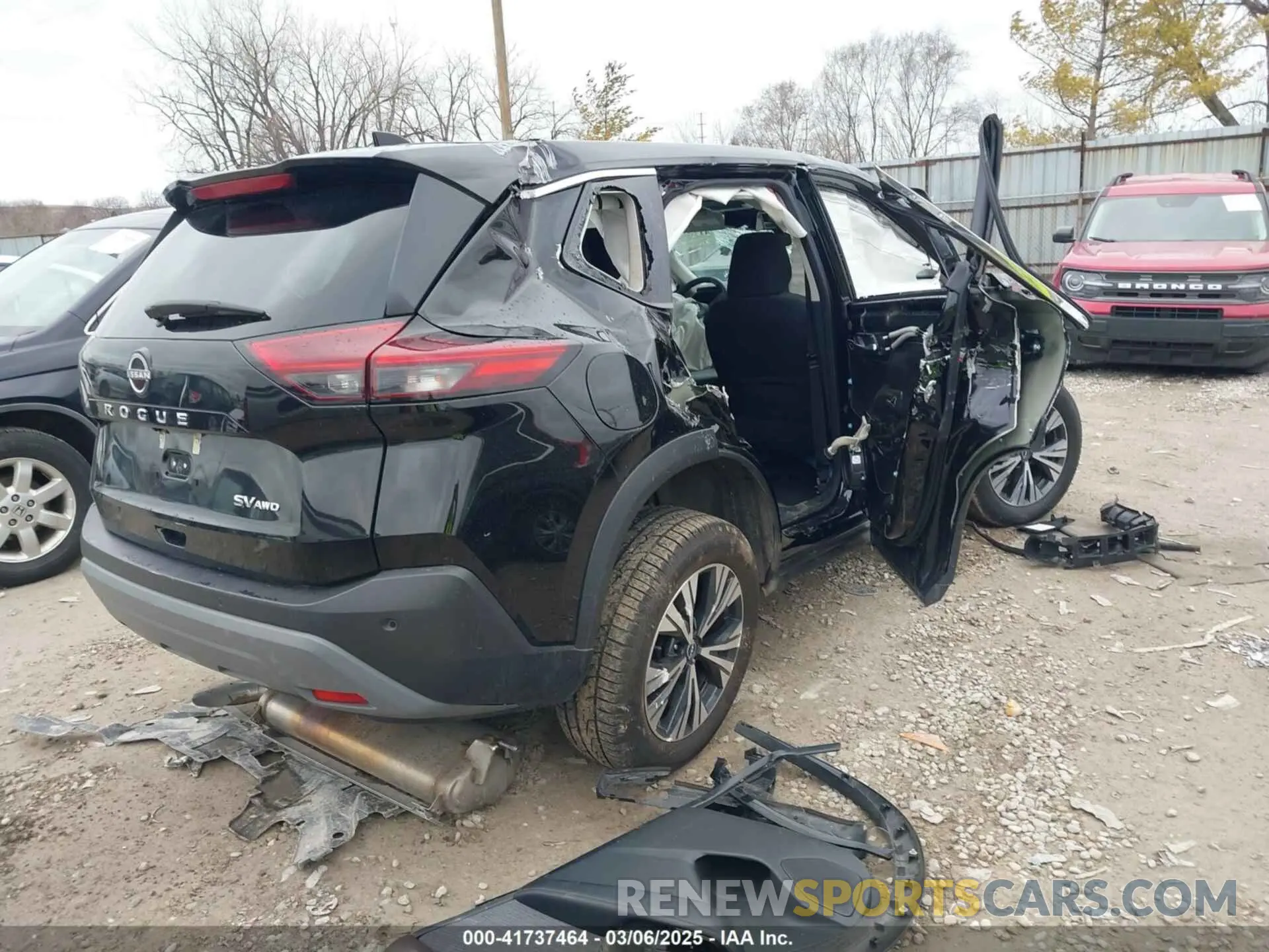 4 Photograph of a damaged car 5N1BT3BB3PC835157 NISSAN ROGUE 2023