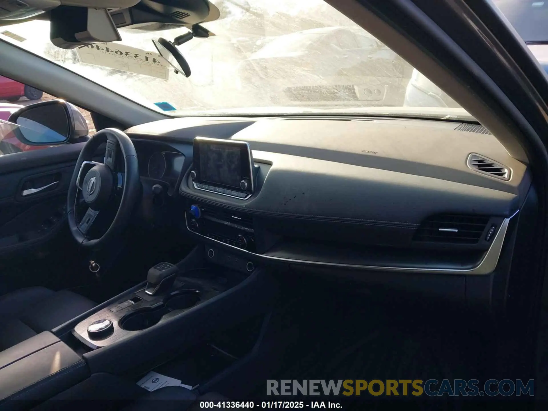 5 Photograph of a damaged car 5N1BT3BB3PC915123 NISSAN ROGUE 2023