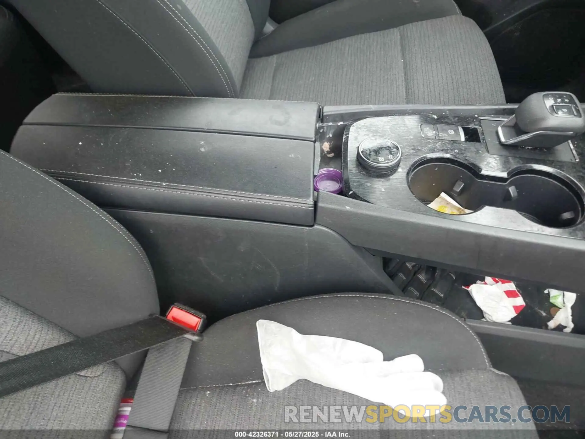 12 Photograph of a damaged car 5N1BT3BB3PC940197 NISSAN ROGUE 2023
