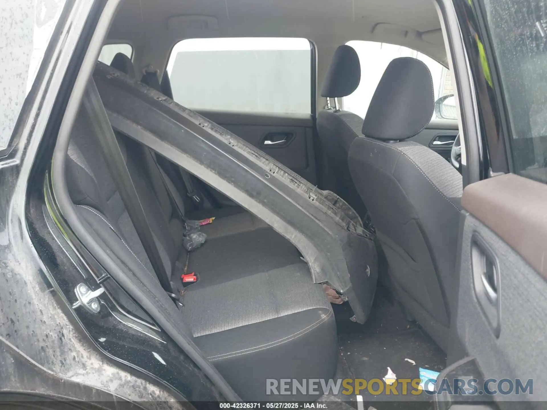8 Photograph of a damaged car 5N1BT3BB3PC940197 NISSAN ROGUE 2023