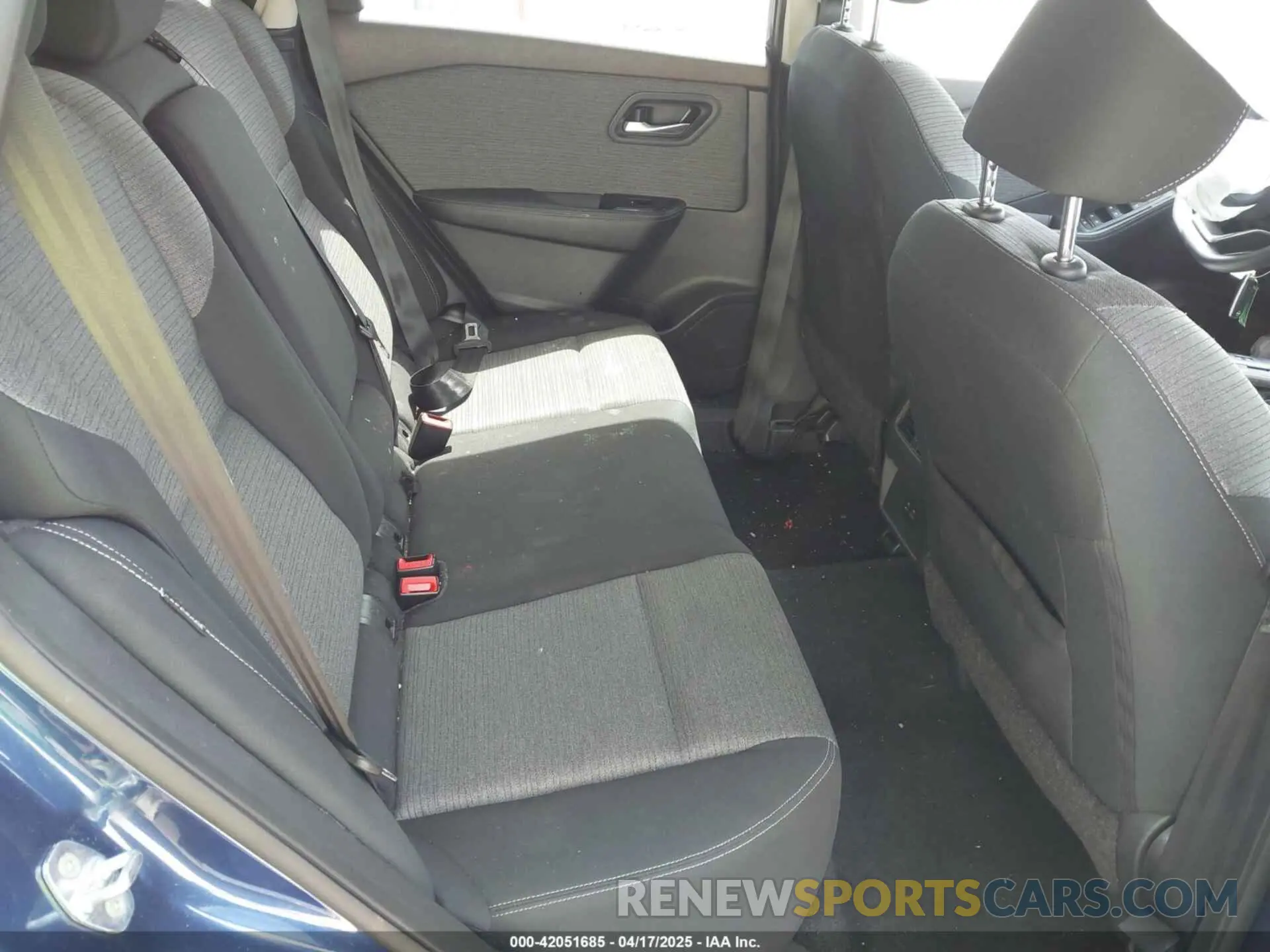 8 Photograph of a damaged car 5N1BT3BB5PC757142 NISSAN ROGUE 2023
