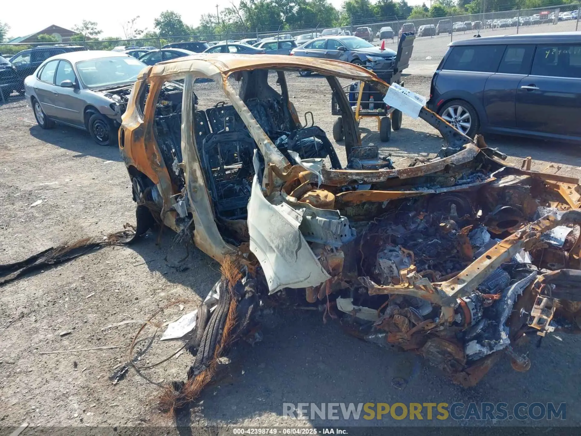 1 Photograph of a damaged car 5N1BT3BB5PC829778 NISSAN ROGUE 2023