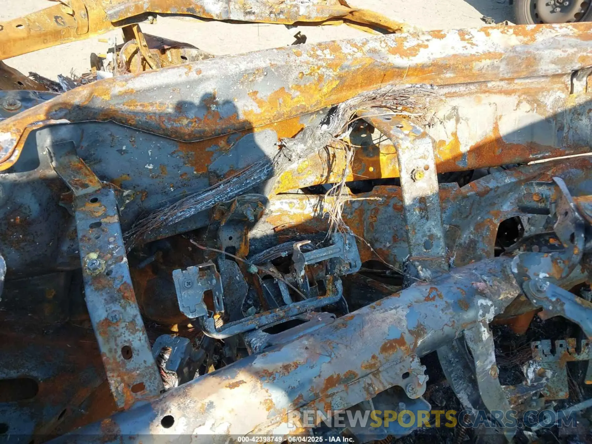 7 Photograph of a damaged car 5N1BT3BB5PC829778 NISSAN ROGUE 2023