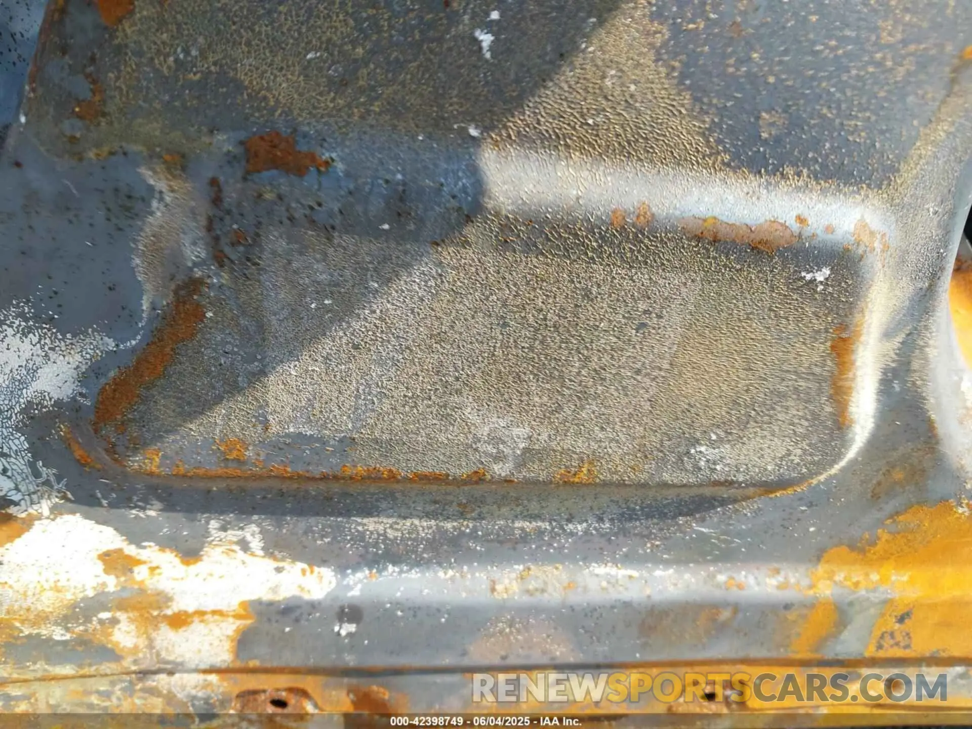 9 Photograph of a damaged car 5N1BT3BB5PC829778 NISSAN ROGUE 2023