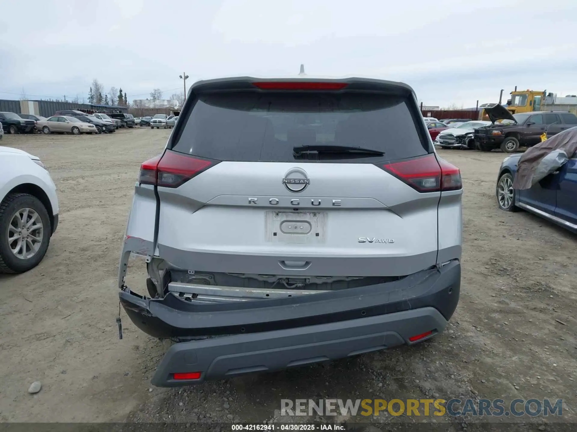 16 Photograph of a damaged car 5N1BT3BB6PC792126 NISSAN ROGUE 2023