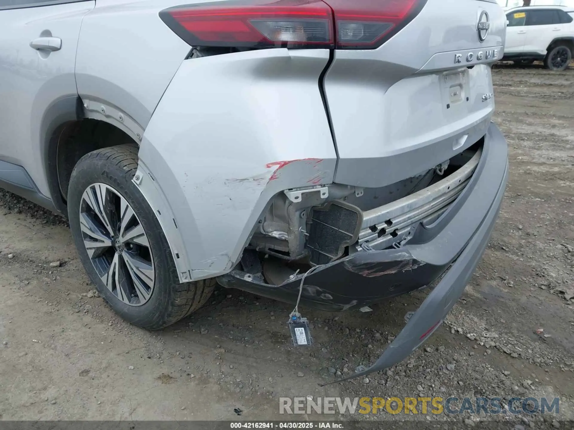 6 Photograph of a damaged car 5N1BT3BB6PC792126 NISSAN ROGUE 2023