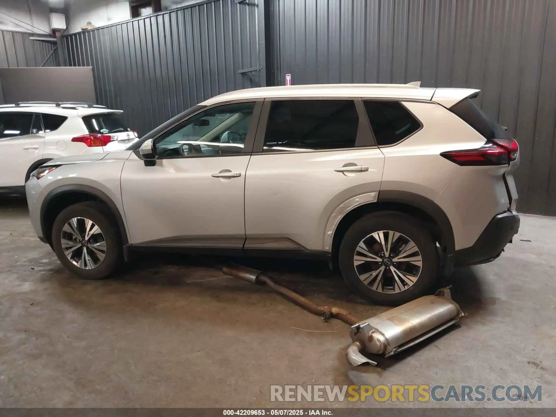 14 Photograph of a damaged car 5N1BT3BB6PC826582 NISSAN ROGUE 2023