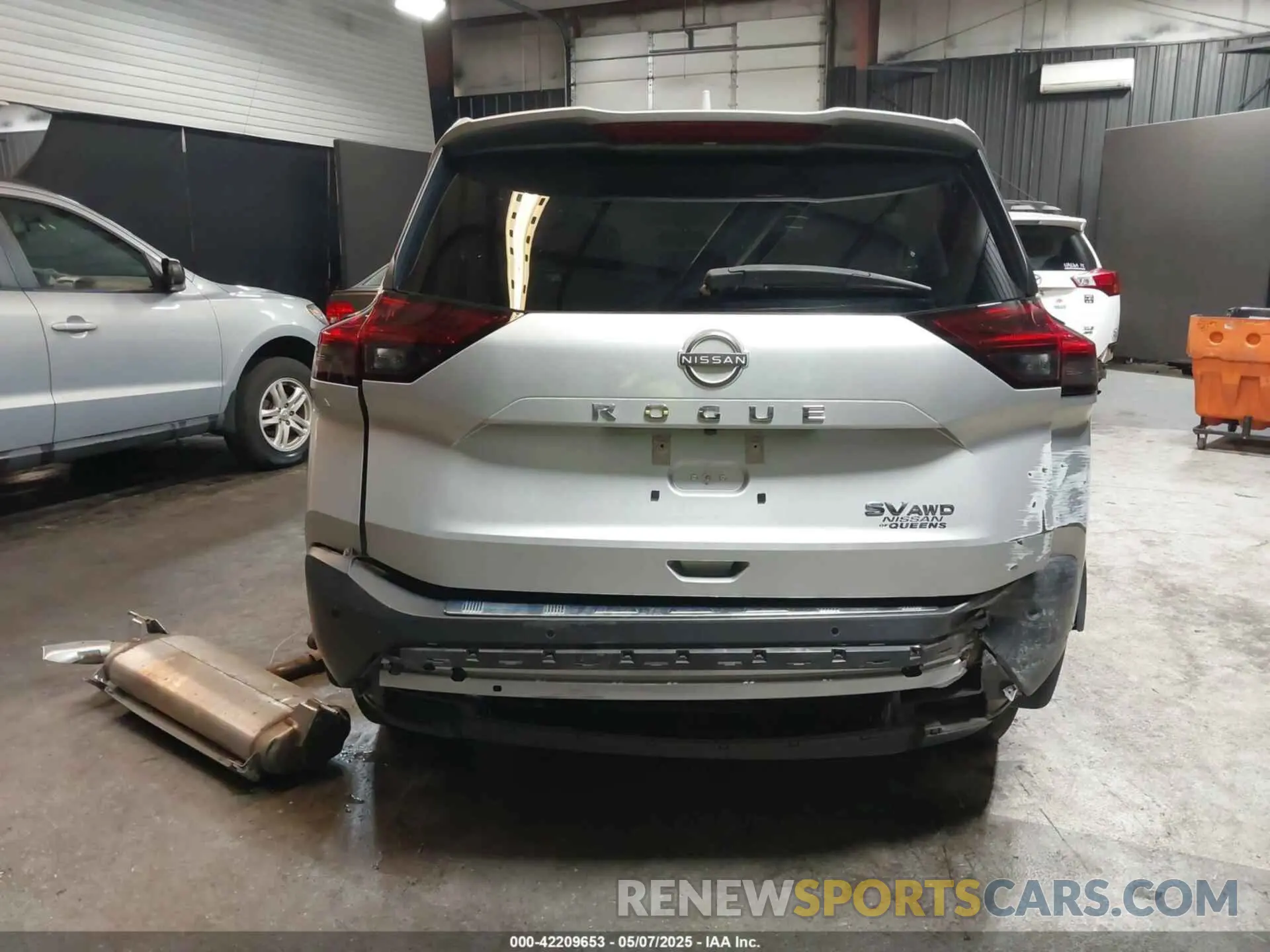 16 Photograph of a damaged car 5N1BT3BB6PC826582 NISSAN ROGUE 2023