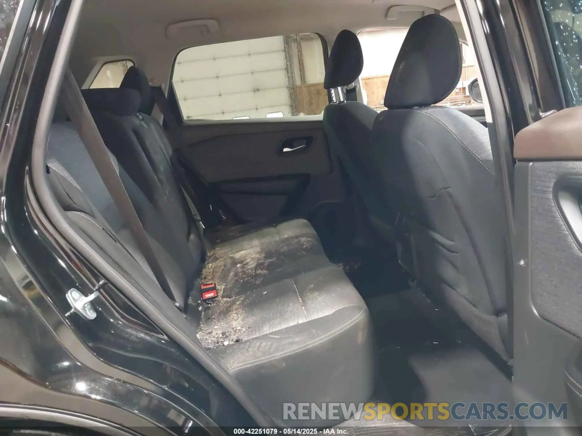 8 Photograph of a damaged car 5N1BT3BB6PC915309 NISSAN ROGUE 2023