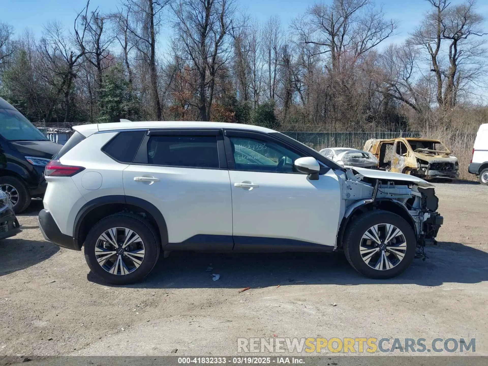 14 Photograph of a damaged car 5N1BT3BB7PC750192 NISSAN ROGUE 2023