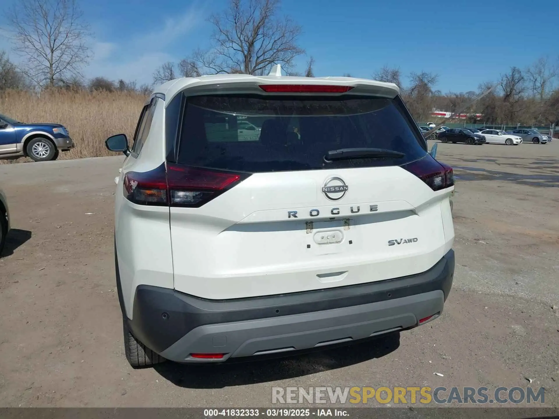 17 Photograph of a damaged car 5N1BT3BB7PC750192 NISSAN ROGUE 2023