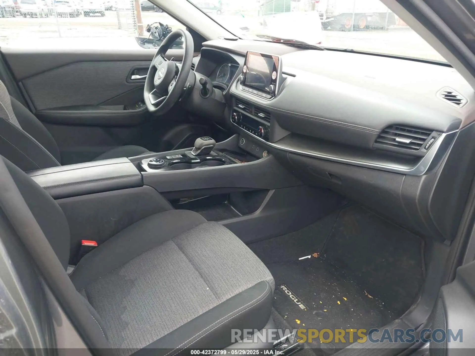 5 Photograph of a damaged car 5N1BT3BB7PC909342 NISSAN ROGUE 2023