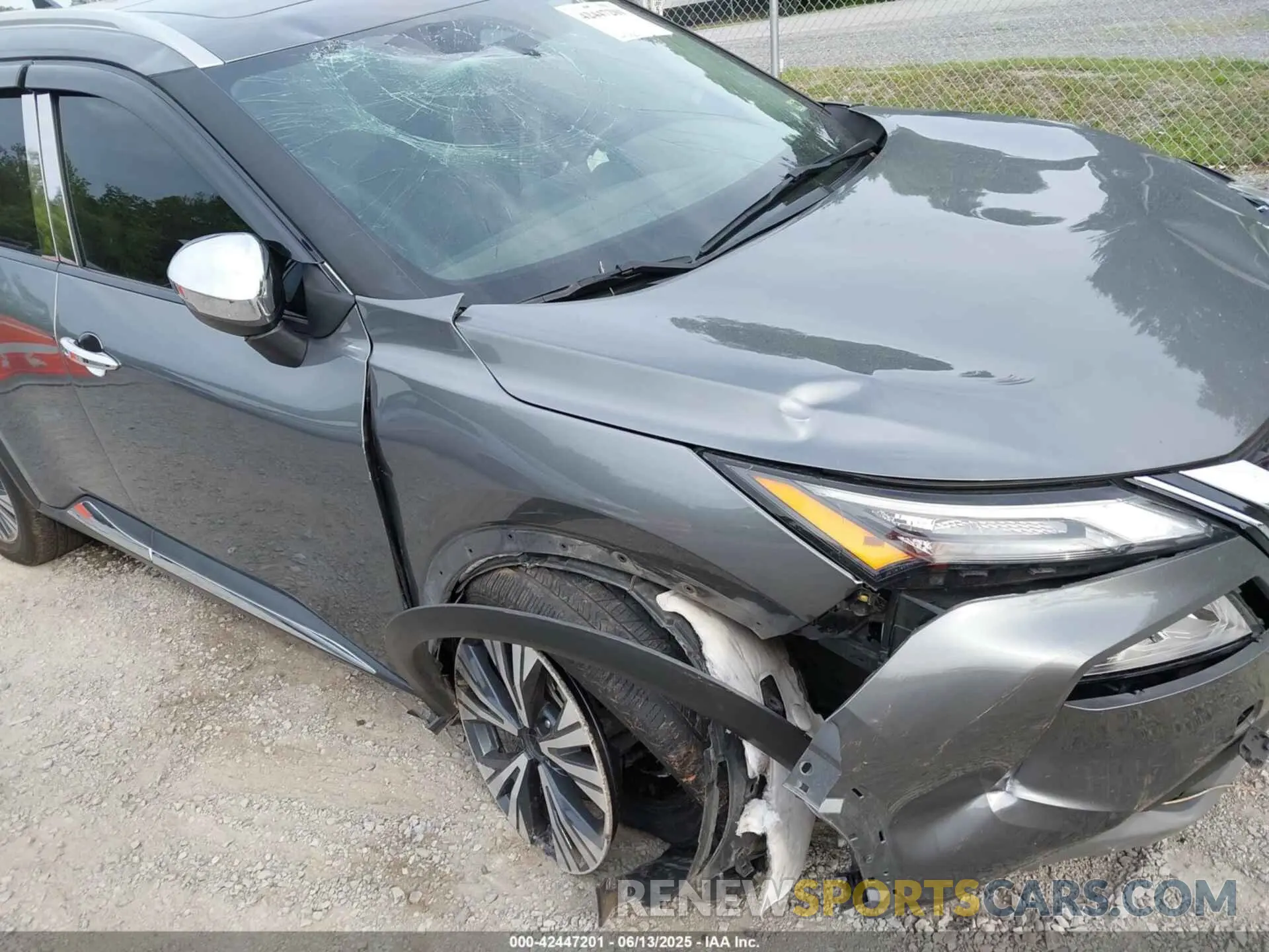 18 Photograph of a damaged car 5N1BT3BB7PC914976 NISSAN ROGUE 2023