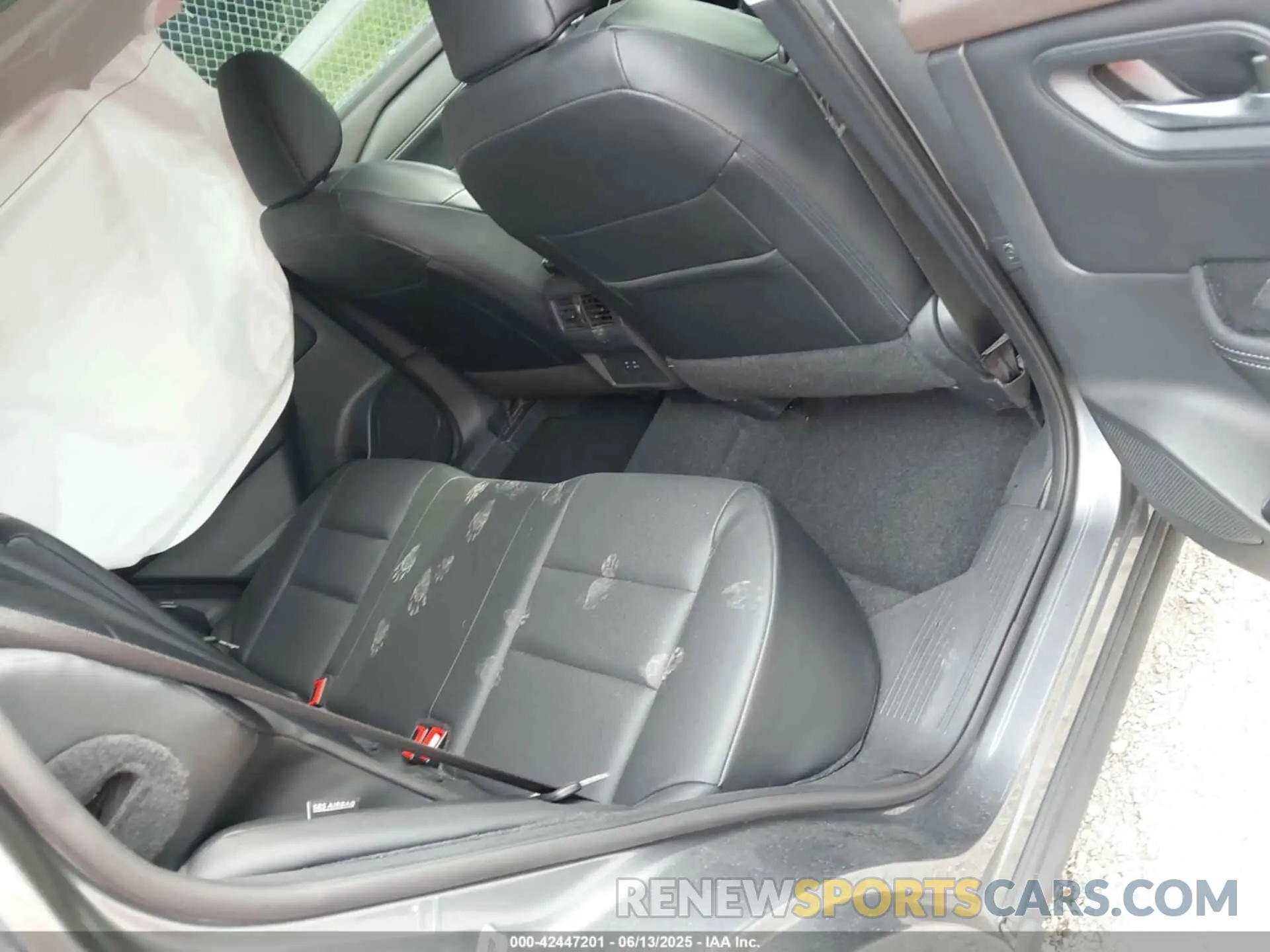 8 Photograph of a damaged car 5N1BT3BB7PC914976 NISSAN ROGUE 2023