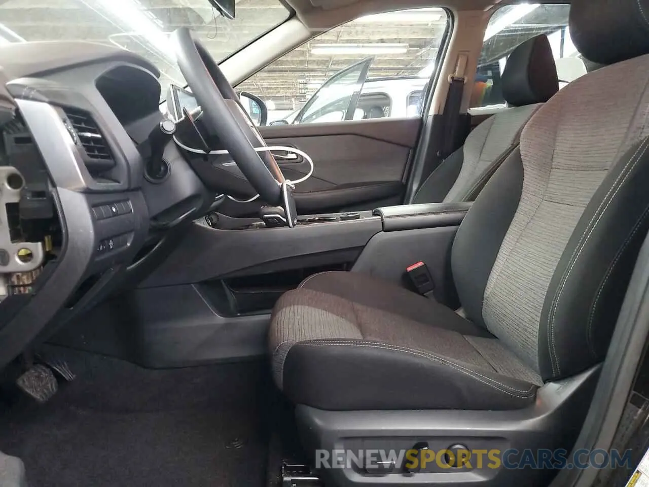 7 Photograph of a damaged car 5N1BT3BB8PC844758 NISSAN ROGUE 2023