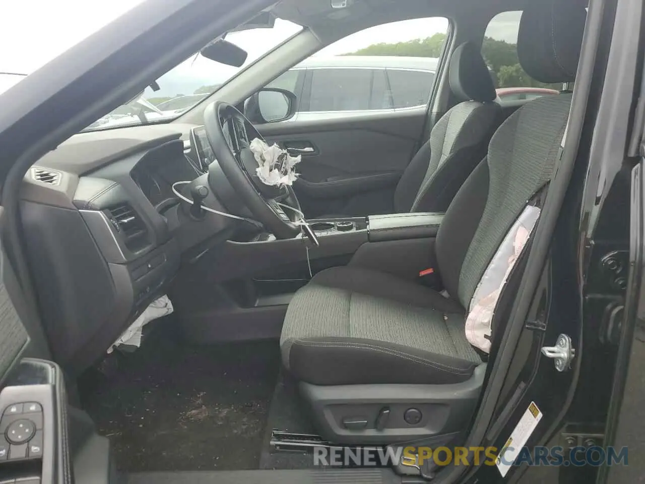 7 Photograph of a damaged car 5N1BT3BB8PC925839 NISSAN ROGUE 2023