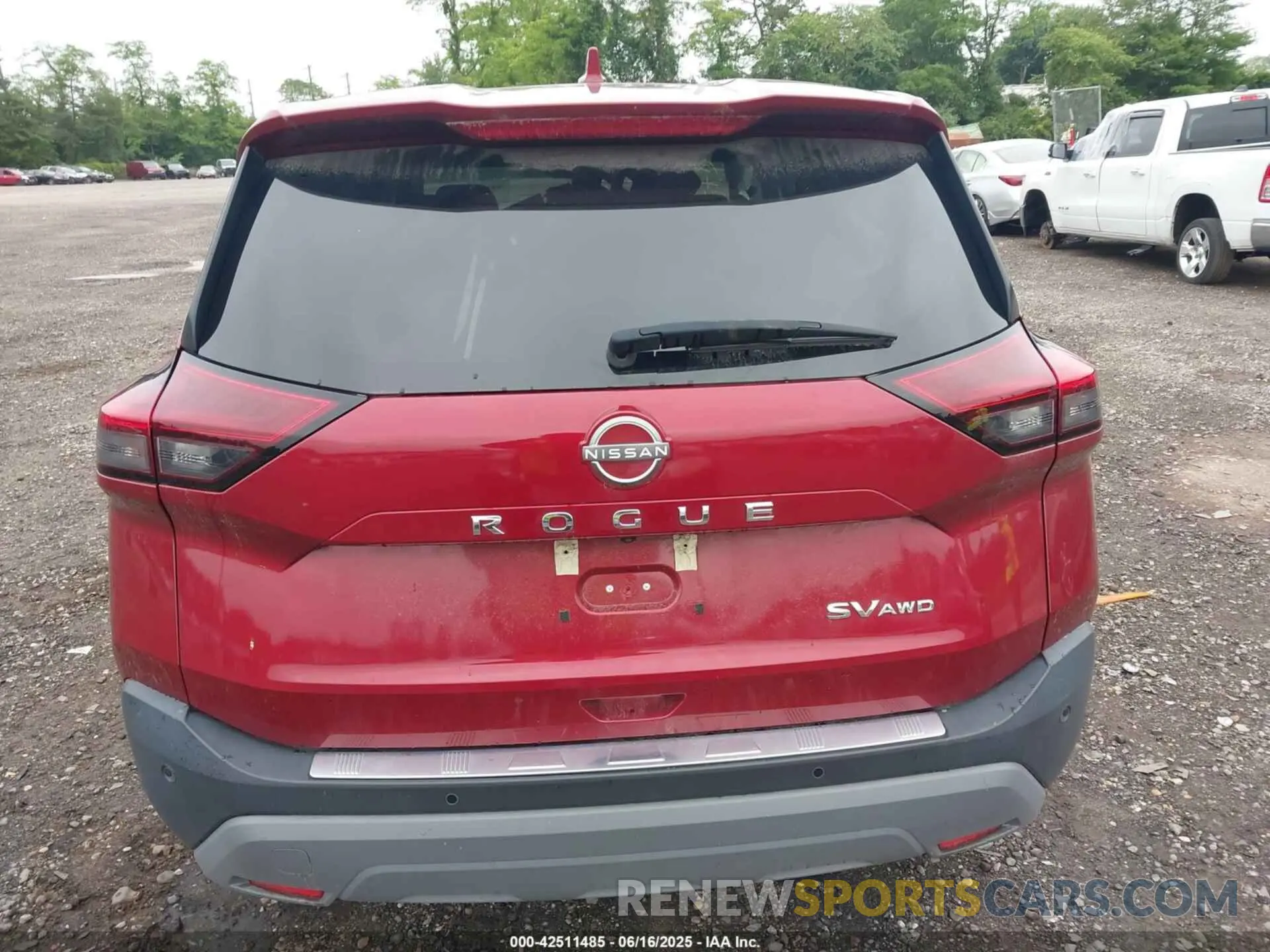16 Photograph of a damaged car 5N1BT3BB8PC948960 NISSAN ROGUE 2023
