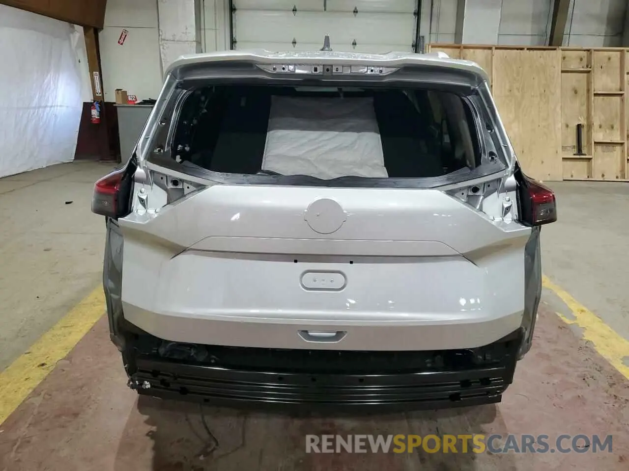 6 Photograph of a damaged car 5N1BT3BBXPC740725 NISSAN ROGUE 2023