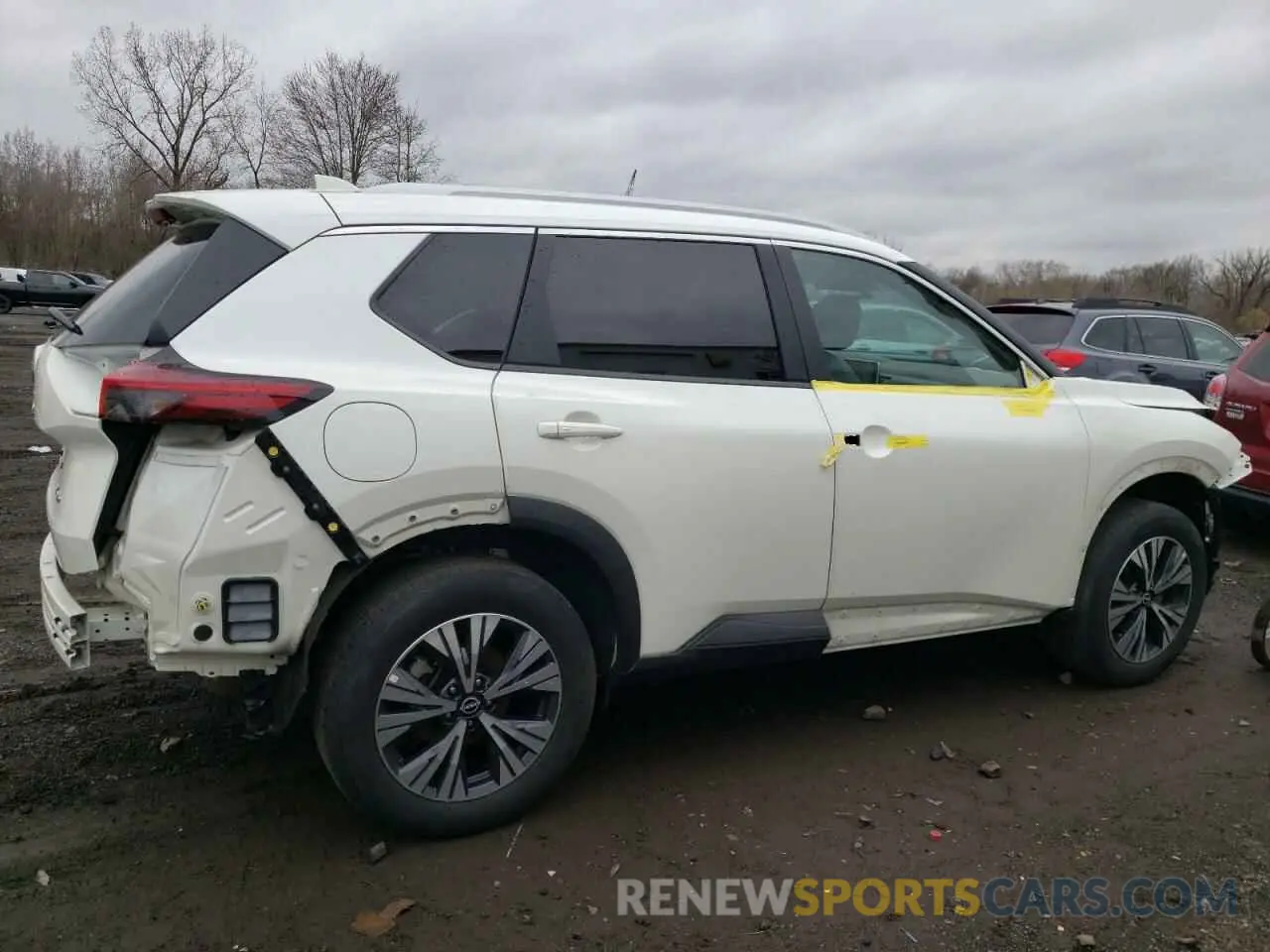 3 Photograph of a damaged car 5N1BT3BBXPC746878 NISSAN ROGUE 2023