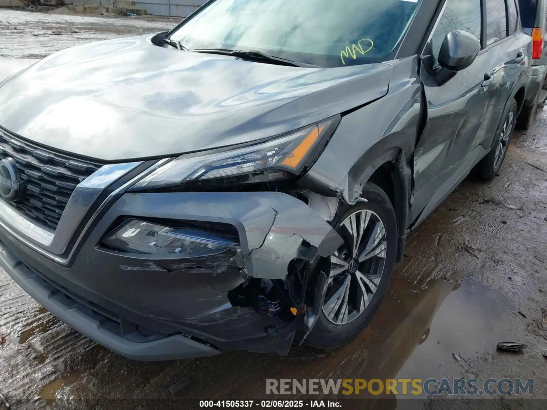 12 Photograph of a damaged car 5N1BT3BBXPC924742 NISSAN ROGUE 2023
