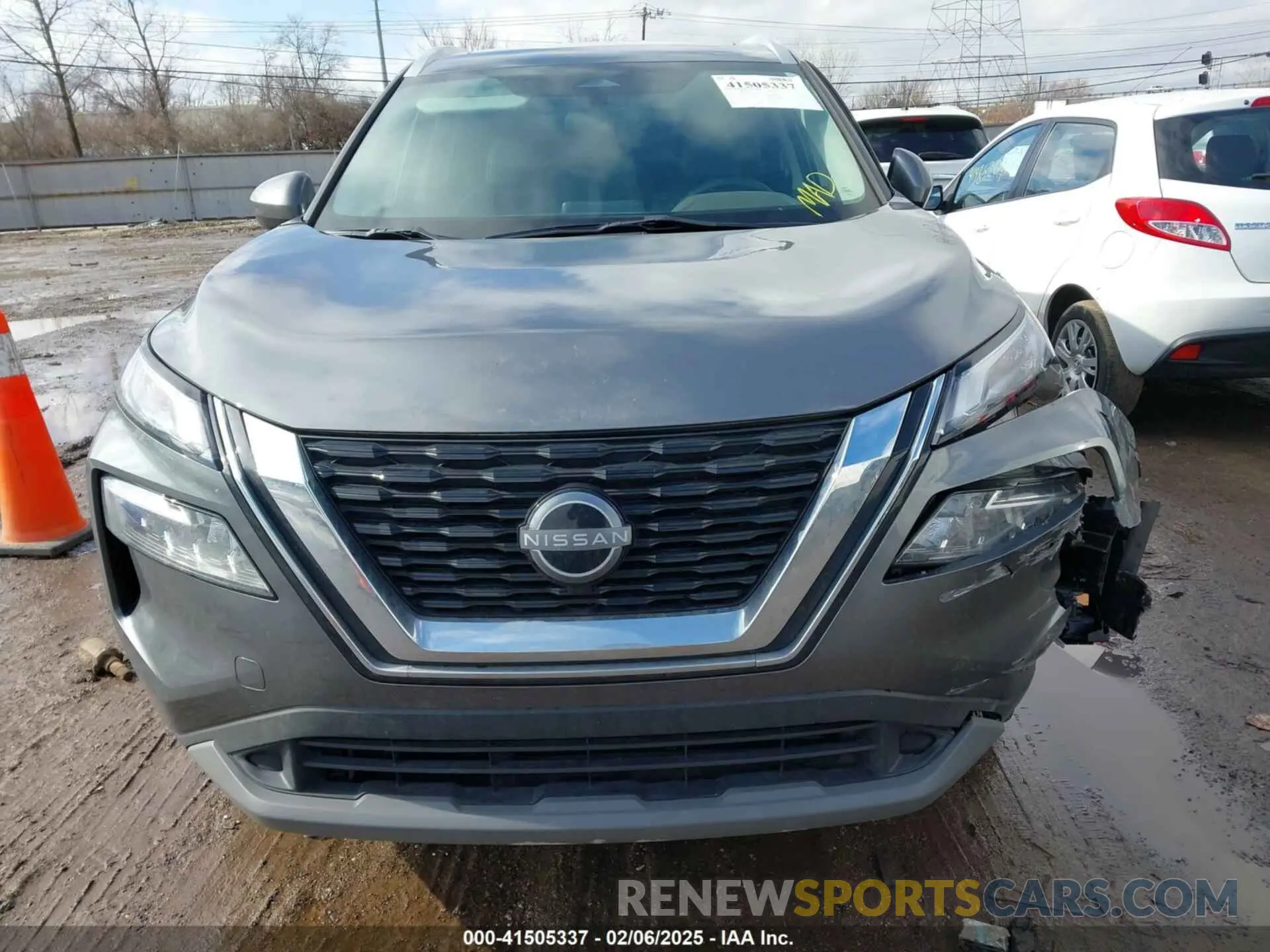 13 Photograph of a damaged car 5N1BT3BBXPC924742 NISSAN ROGUE 2023