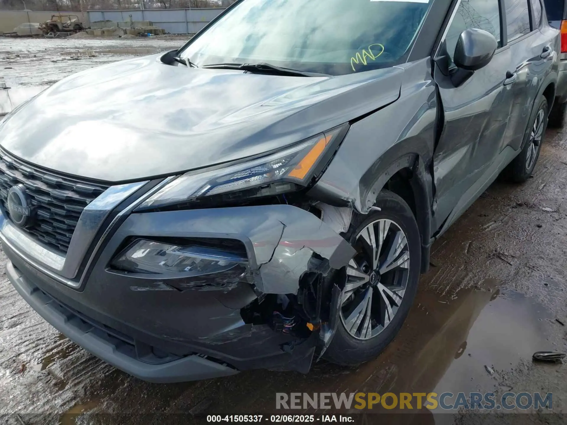 6 Photograph of a damaged car 5N1BT3BBXPC924742 NISSAN ROGUE 2023