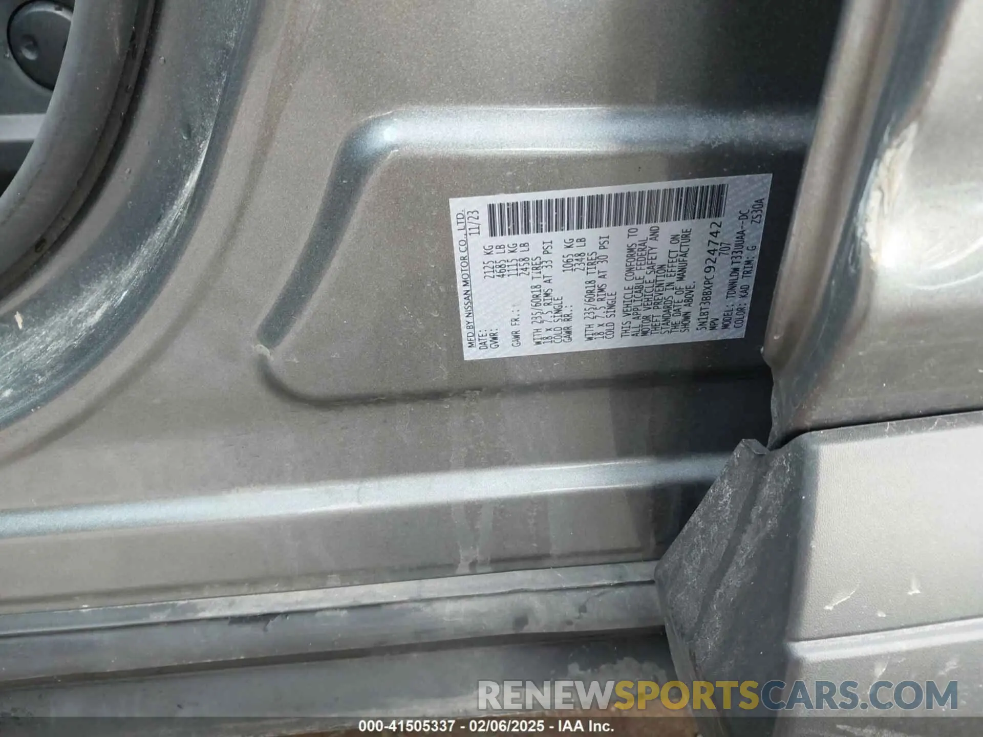 9 Photograph of a damaged car 5N1BT3BBXPC924742 NISSAN ROGUE 2023