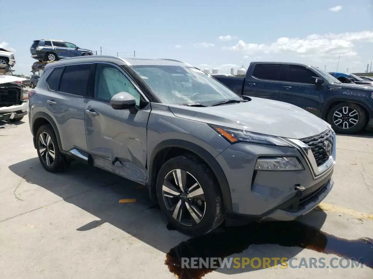 4 Photograph of a damaged car 5N1BT3CA5PC900984 NISSAN ROGUE 2023