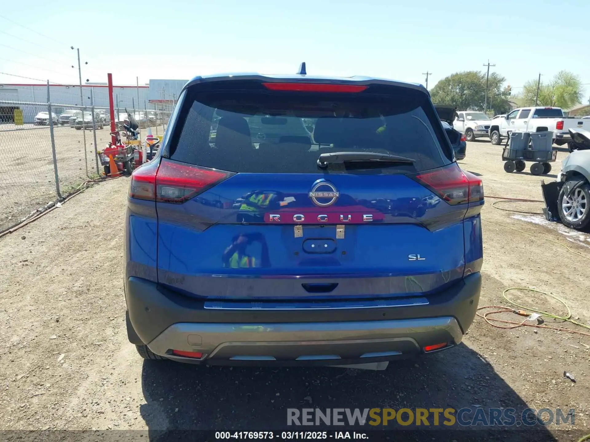 17 Photograph of a damaged car 5N1BT3CA7PC746388 NISSAN ROGUE 2023