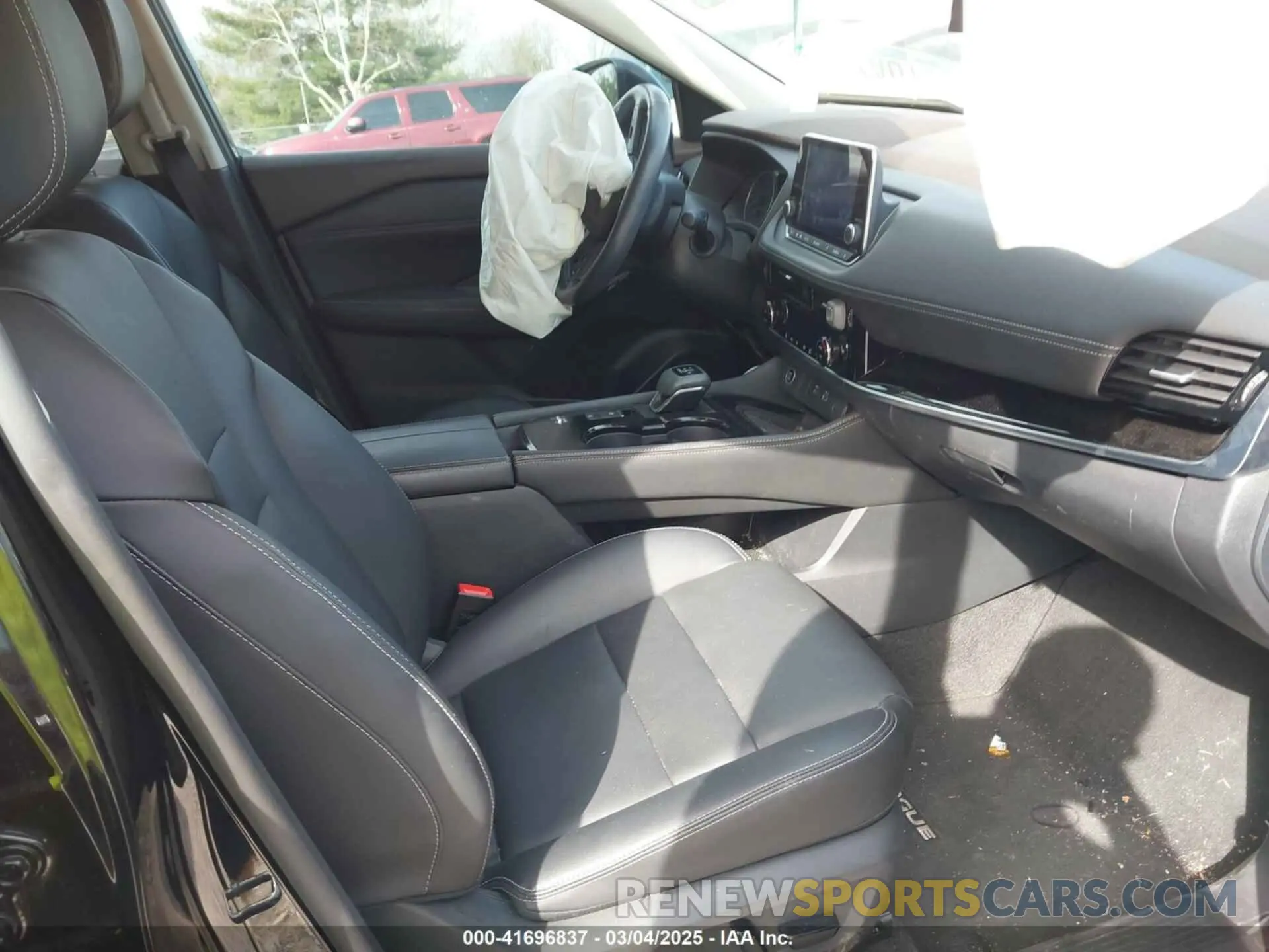 5 Photograph of a damaged car 5N1BT3CA7PC873044 NISSAN ROGUE 2023