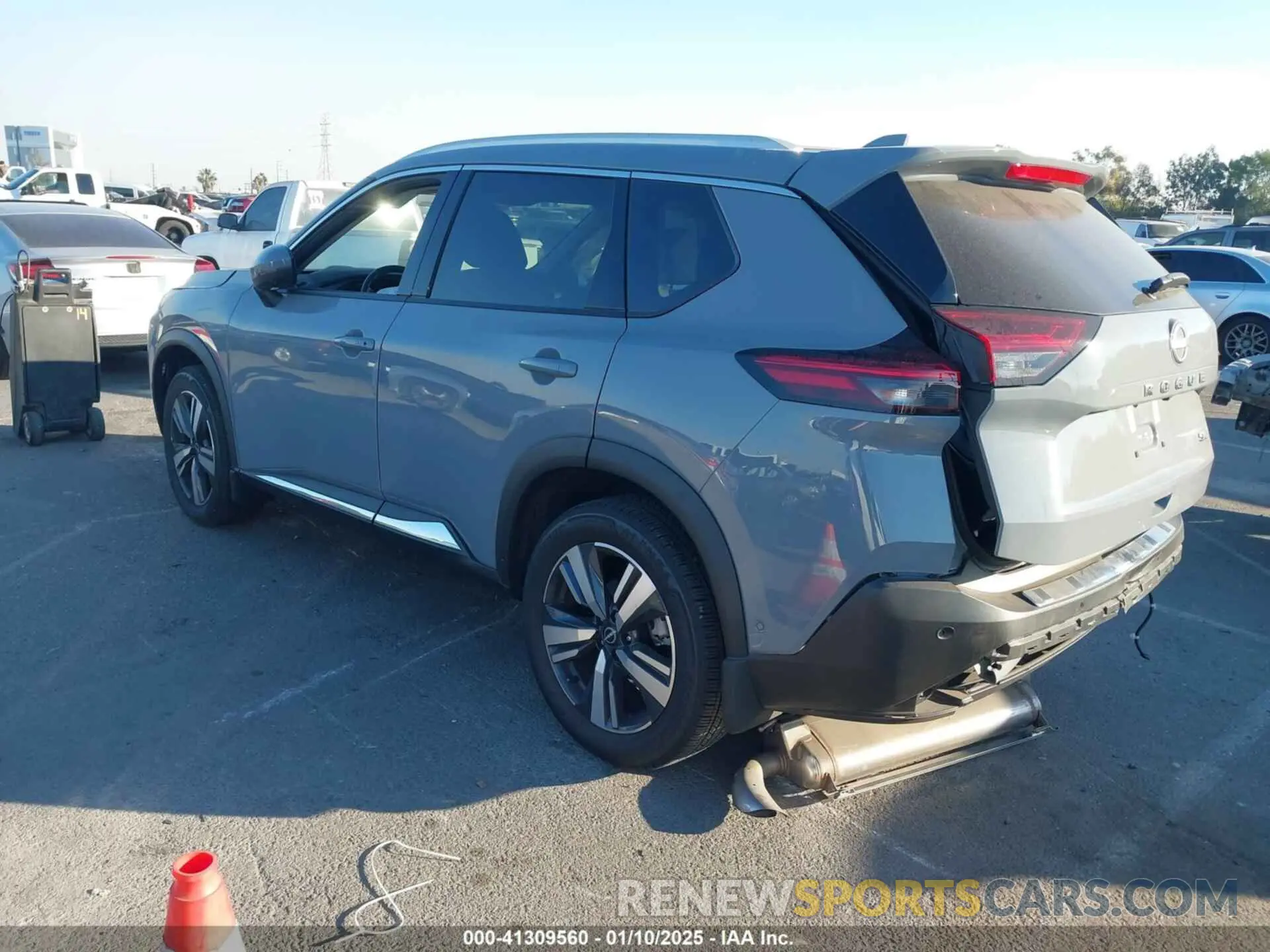 3 Photograph of a damaged car 5N1BT3CA8PC913230 NISSAN ROGUE 2023