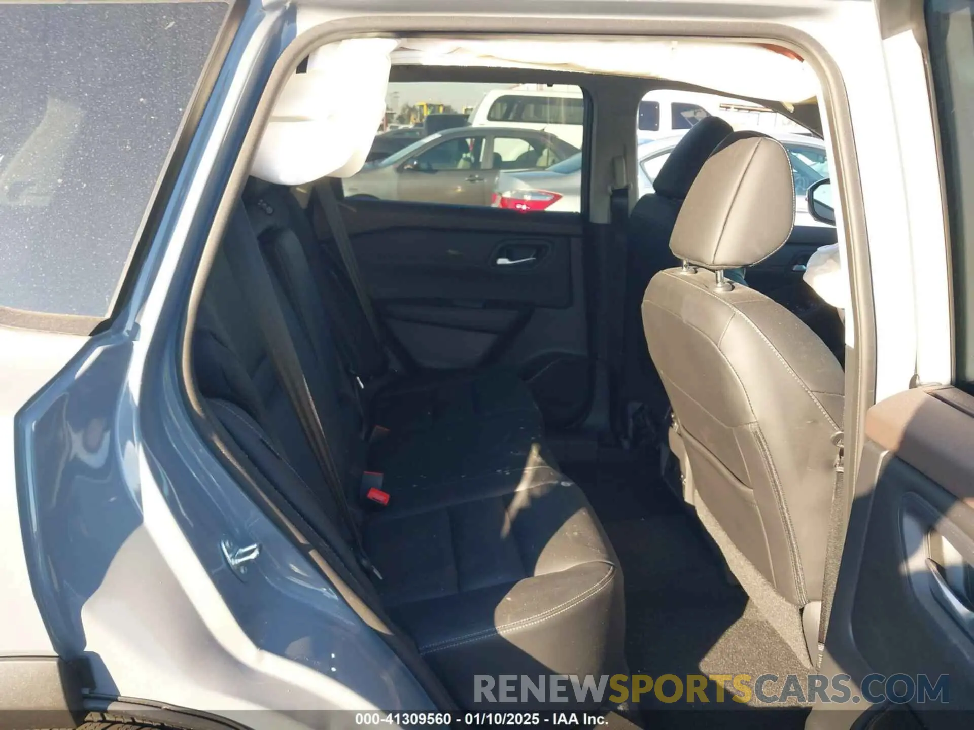 8 Photograph of a damaged car 5N1BT3CA8PC913230 NISSAN ROGUE 2023