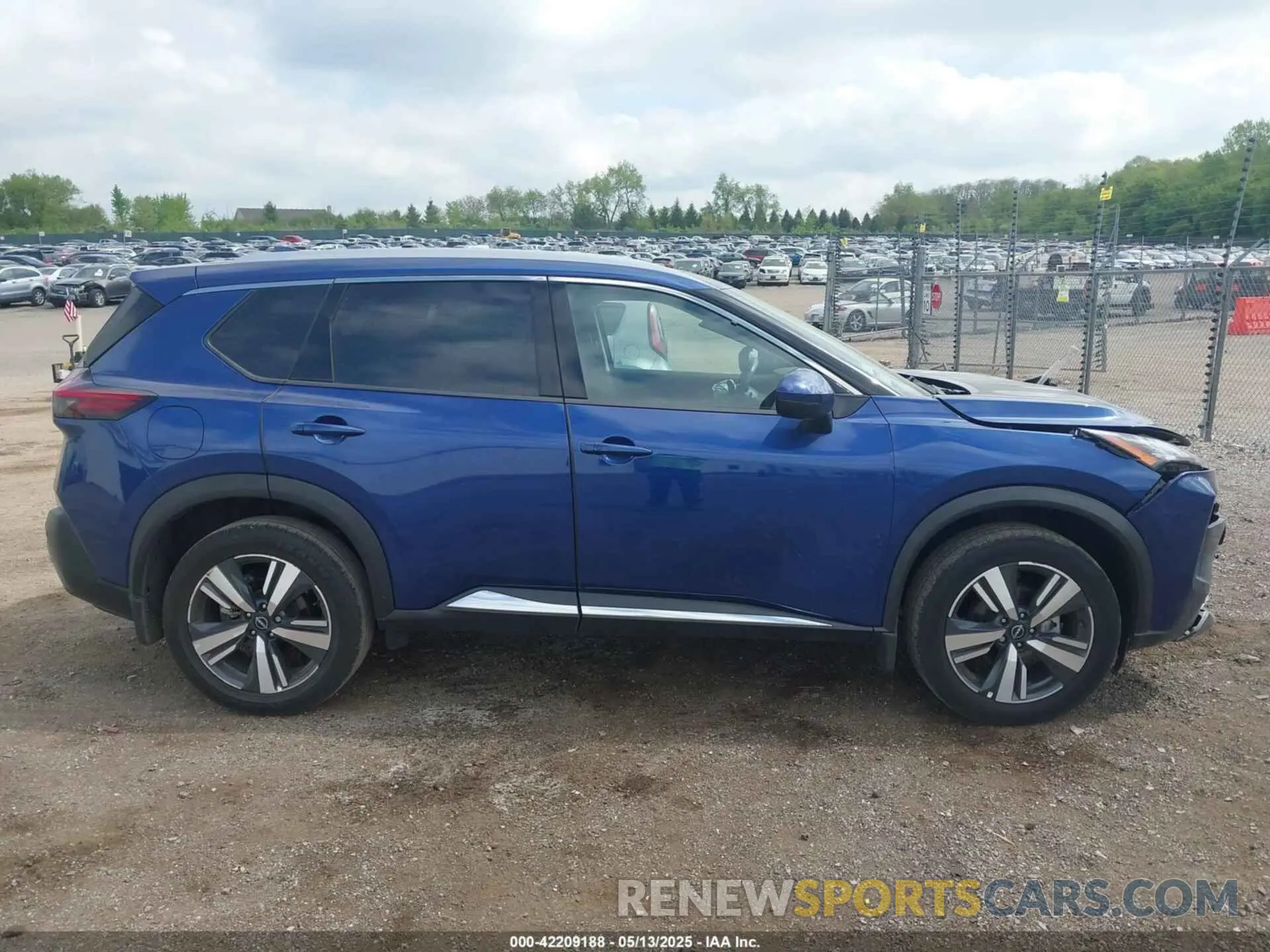 13 Photograph of a damaged car 5N1BT3CB1PC916267 NISSAN ROGUE 2023