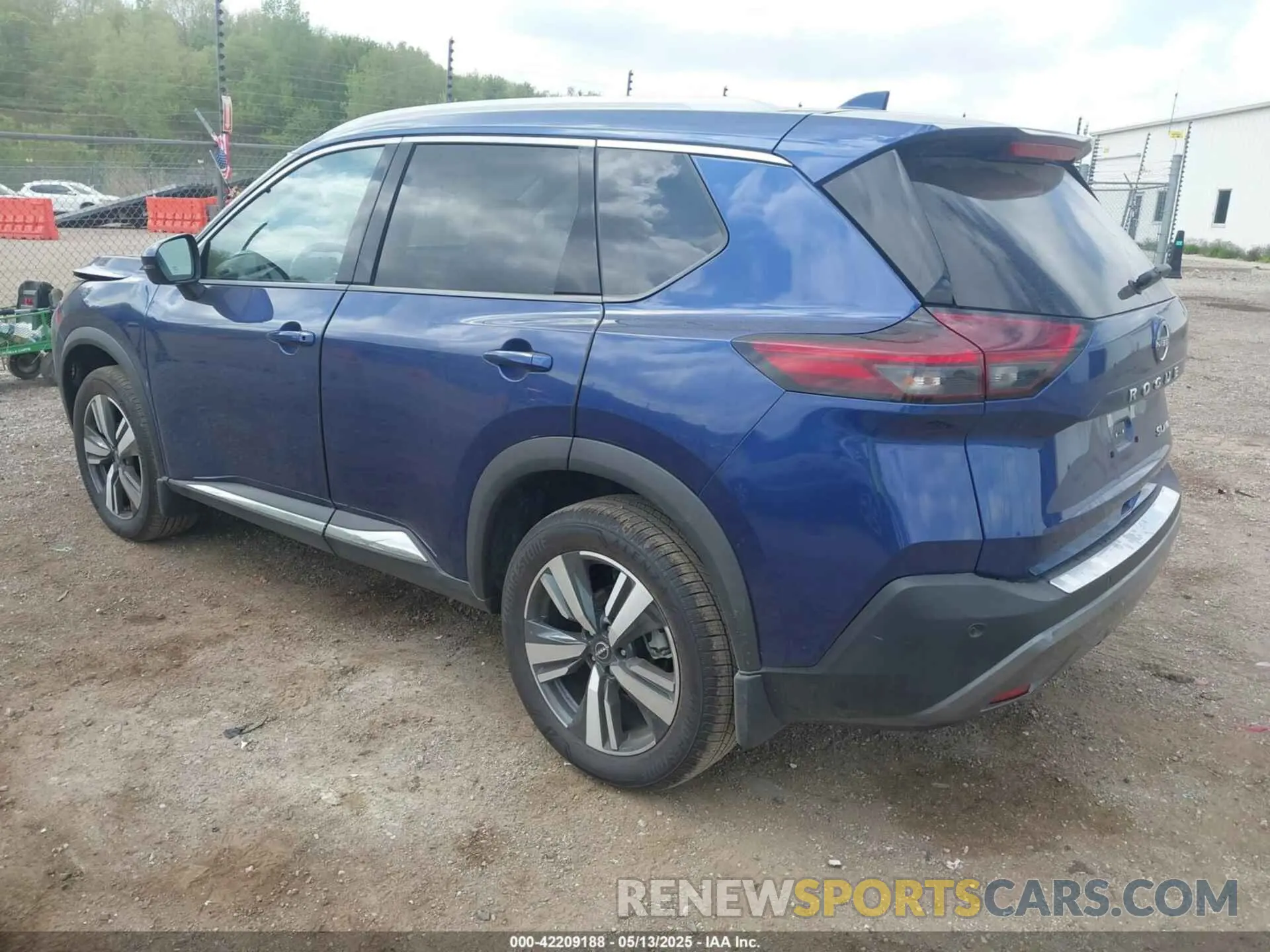 3 Photograph of a damaged car 5N1BT3CB1PC916267 NISSAN ROGUE 2023