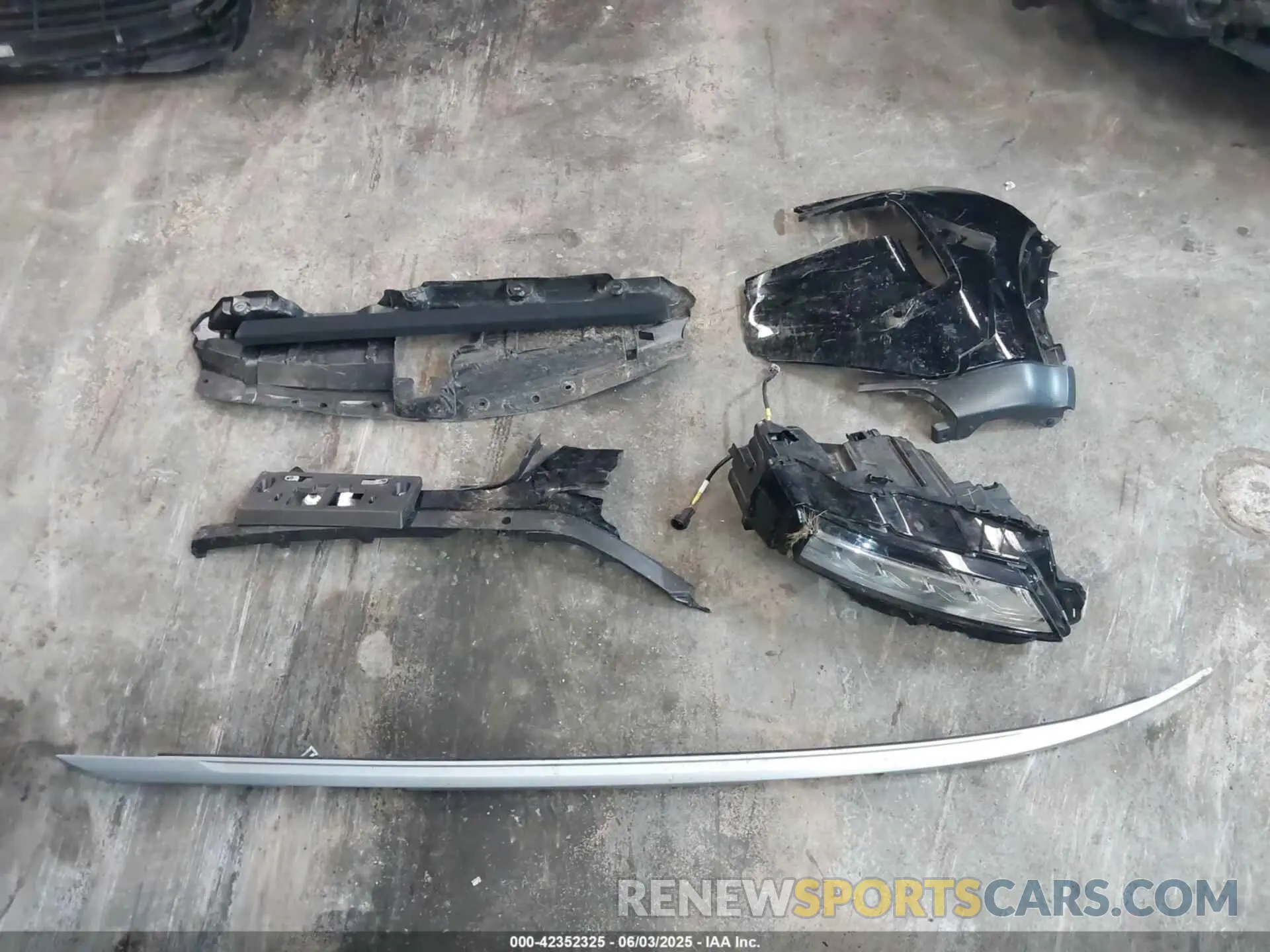 11 Photograph of a damaged car 5N1BT3CB1PC921565 NISSAN ROGUE 2023