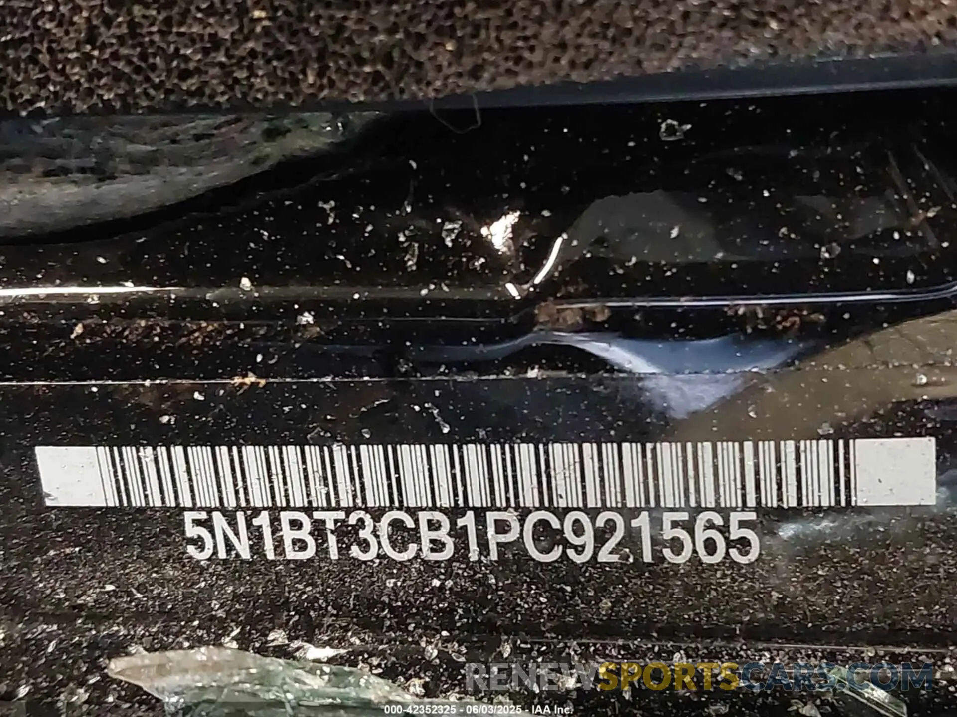14 Photograph of a damaged car 5N1BT3CB1PC921565 NISSAN ROGUE 2023
