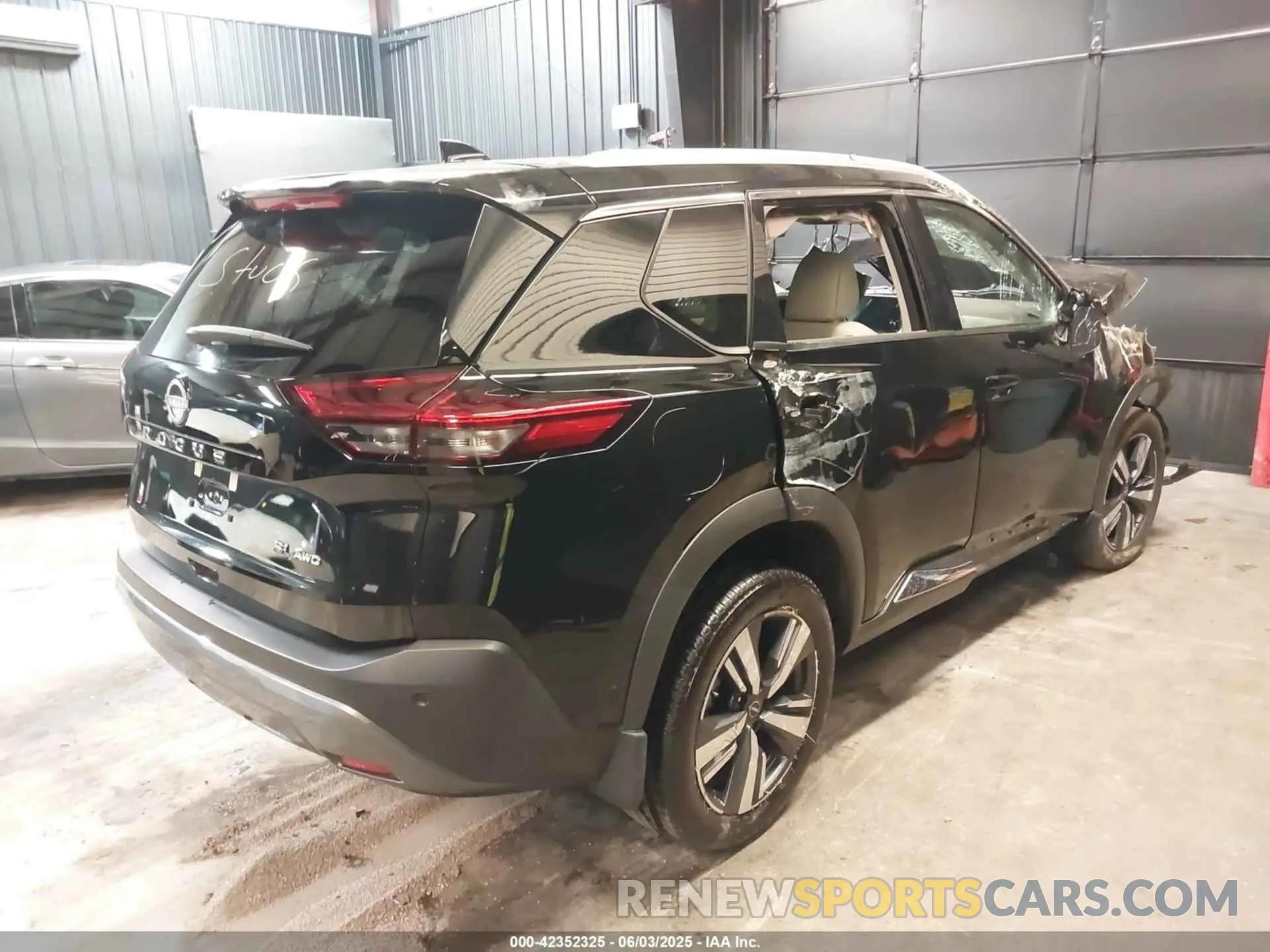 4 Photograph of a damaged car 5N1BT3CB1PC921565 NISSAN ROGUE 2023