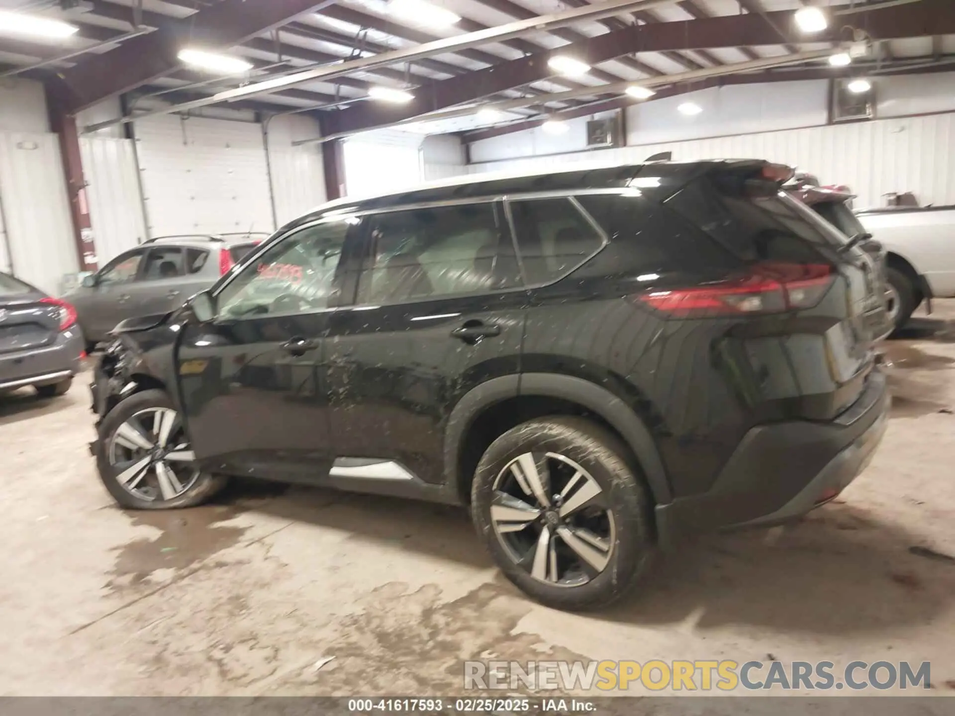 14 Photograph of a damaged car 5N1BT3CB2PC815657 NISSAN ROGUE 2023