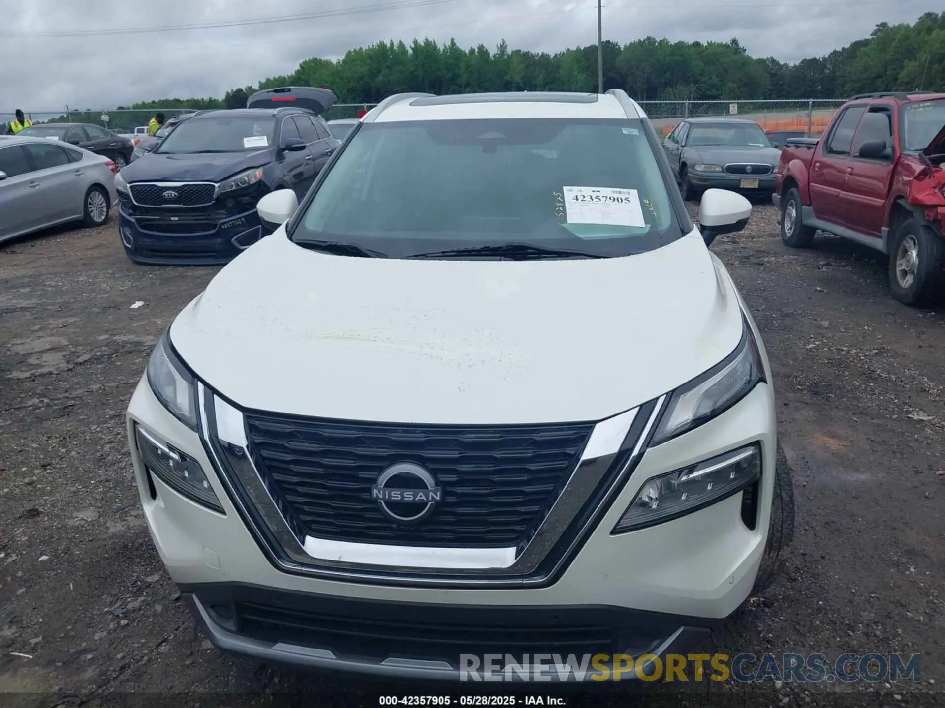 12 Photograph of a damaged car 5N1BT3CB2PC840297 NISSAN ROGUE 2023