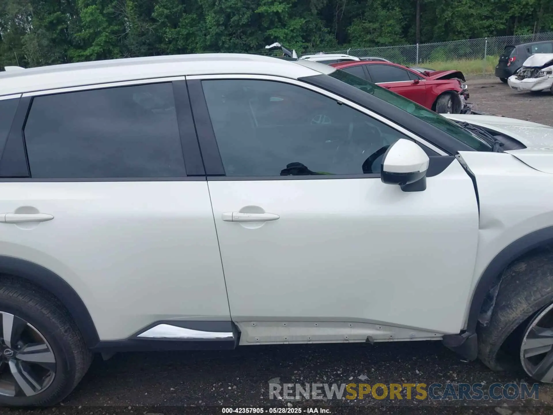 13 Photograph of a damaged car 5N1BT3CB2PC840297 NISSAN ROGUE 2023